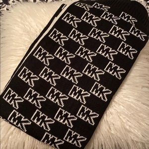 Michael Kors long scarf
